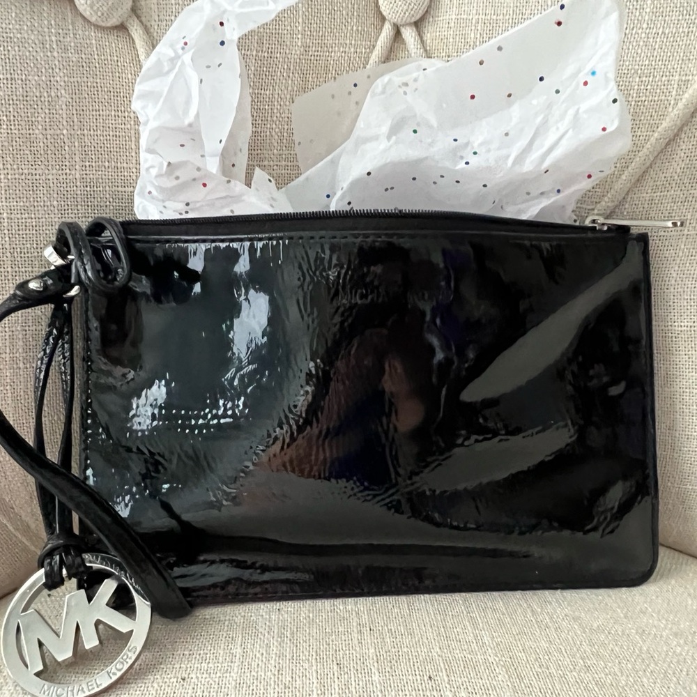 Michael Kors Black Patent Leather Clutch Wristlet